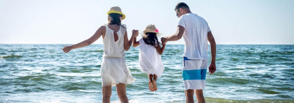 4 Ideas for Your Family Beach Trip Packing List